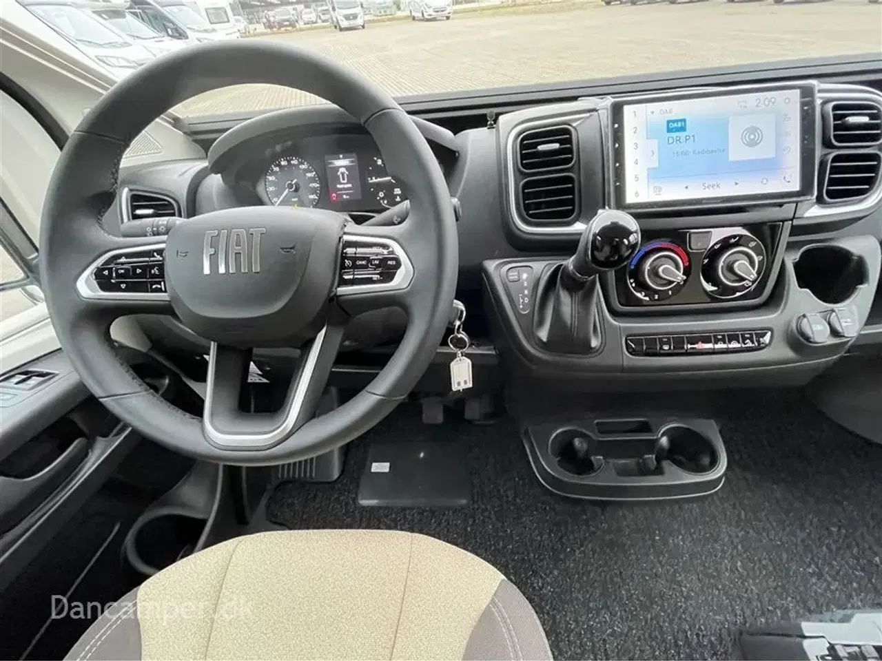 Billede 10 - 2026 - Chausson First Line V594 Super spændende, kort van med dobbeltsenge på tværs i bag. 2,2, L motor , 140 HK, solcelle, 8-trin aut m.m.