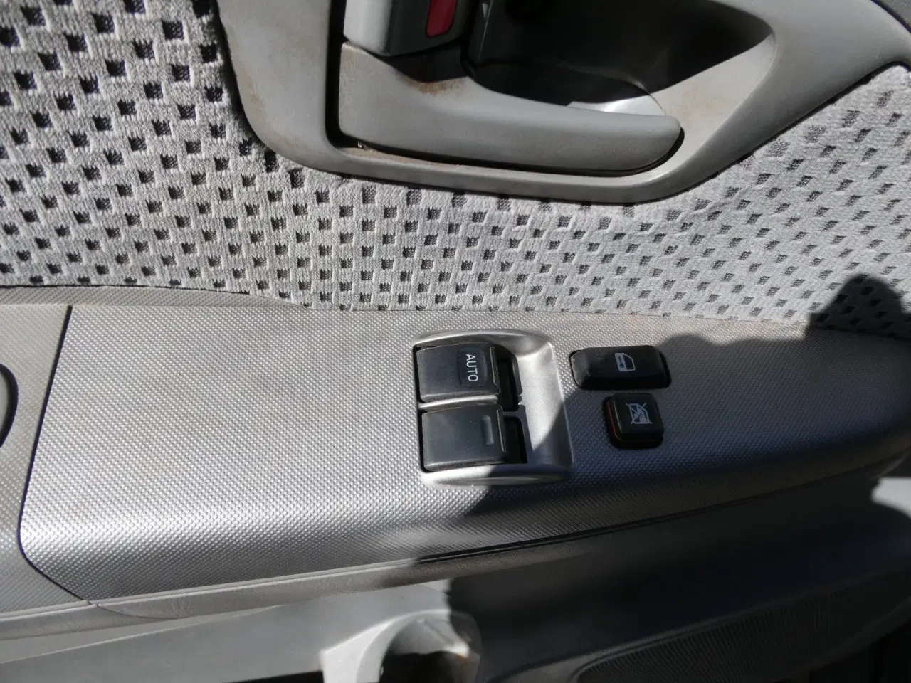 Billede 5 - Toyota HiLux 2,5 D-4D 120 Ex.Kab 4x4 SR5