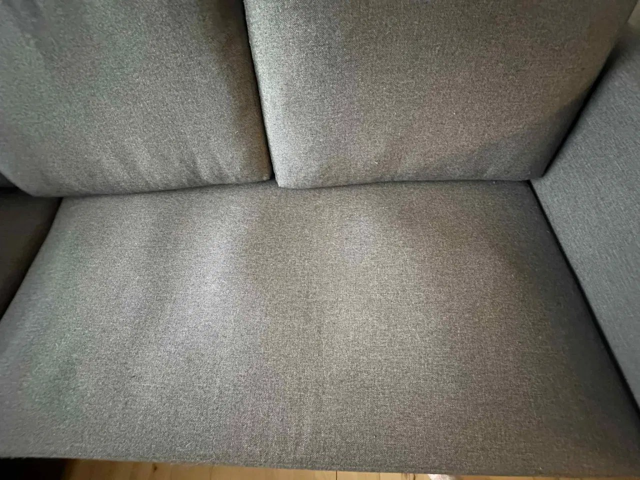 Billede 5 - Sovesofa med venstrevendt chaiselong og opbevaring