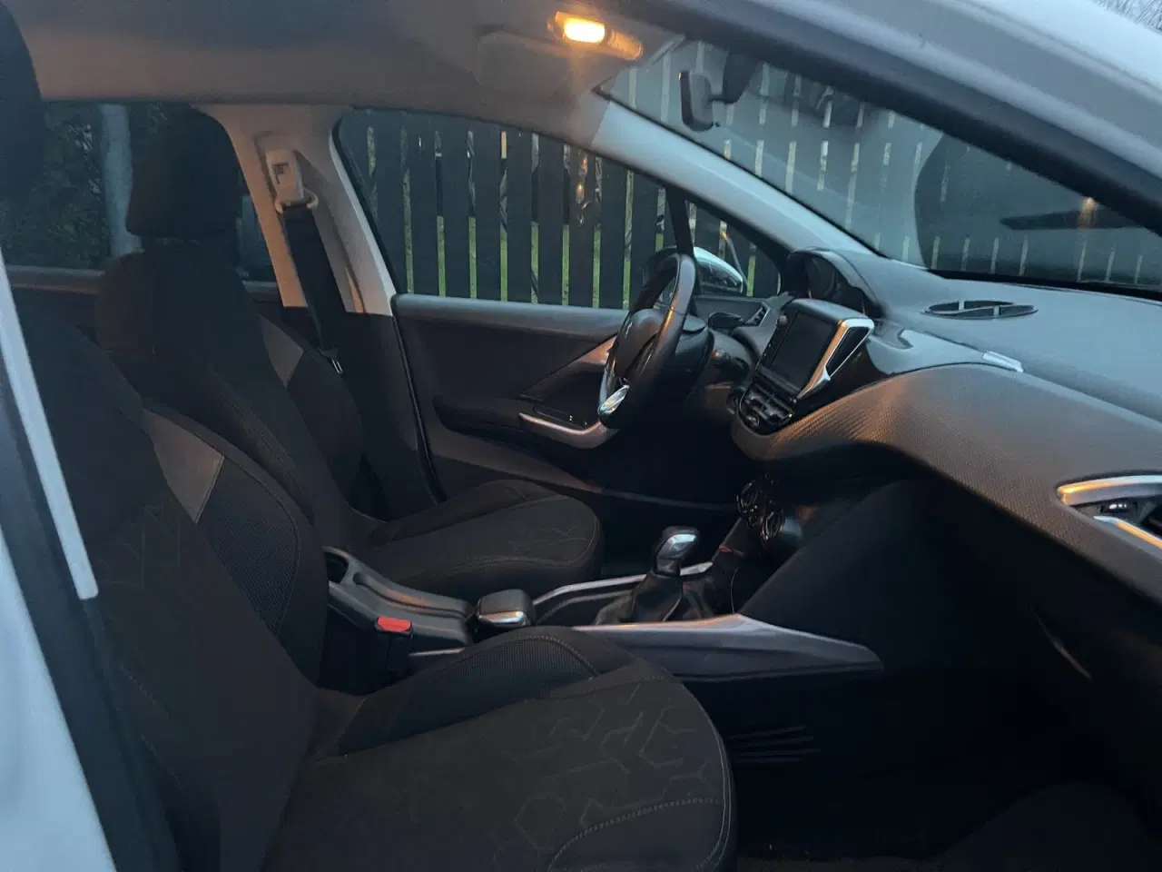 Billede 13 - Peugeot 2008 1,2 VTi 82 Active