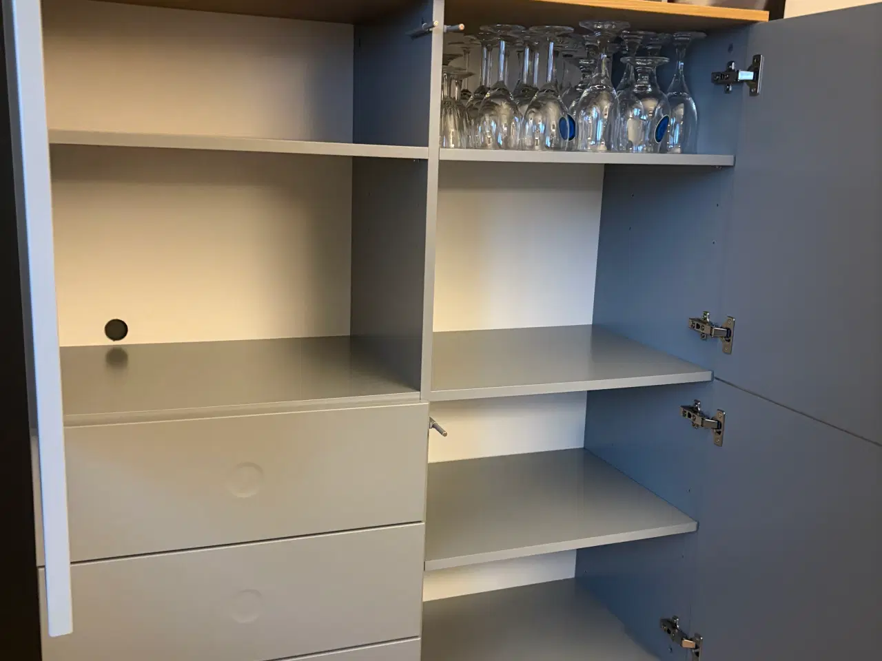 Billede 2 - Skab Dot highboard