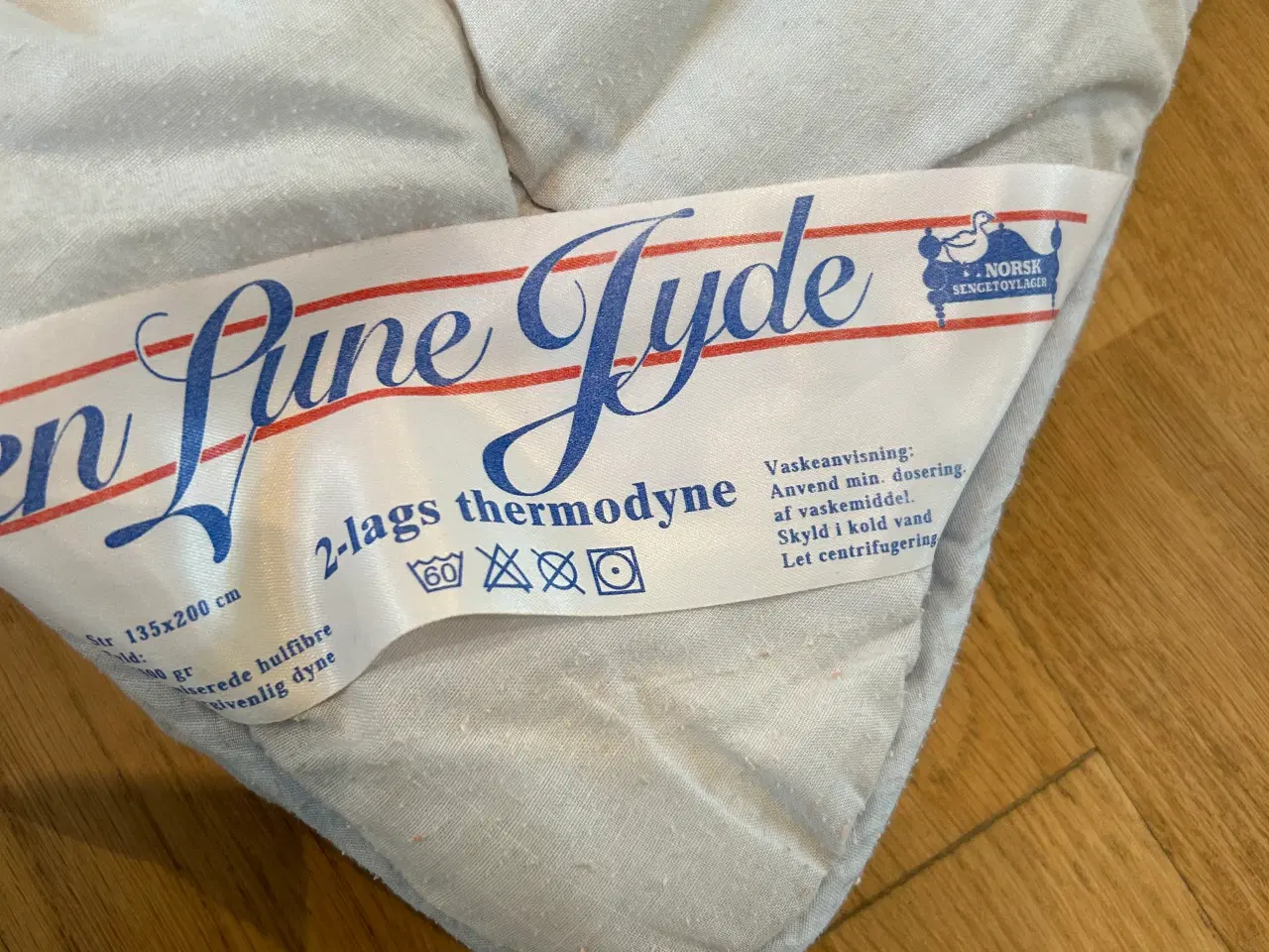 Billede 1 - 2 stk. Thermo dyner,(Den lune jyde)