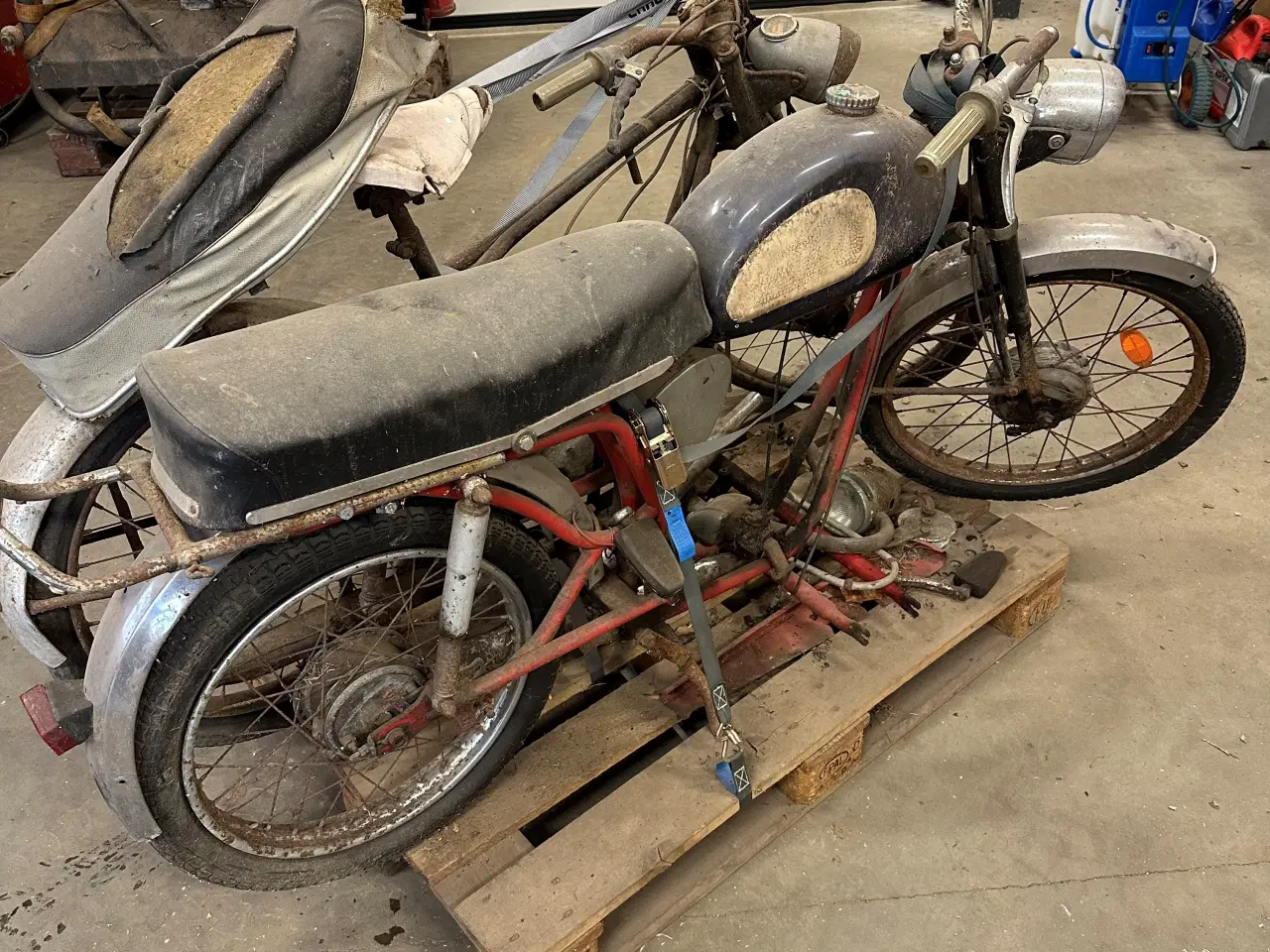 Billede 1 - 2 Stk Radexi + div. dele