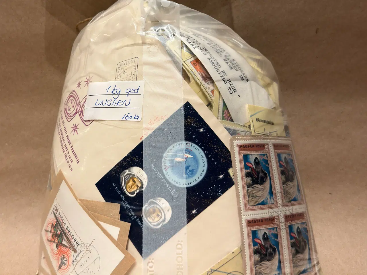 Billede 1 - Ungarn - 1 kg.
