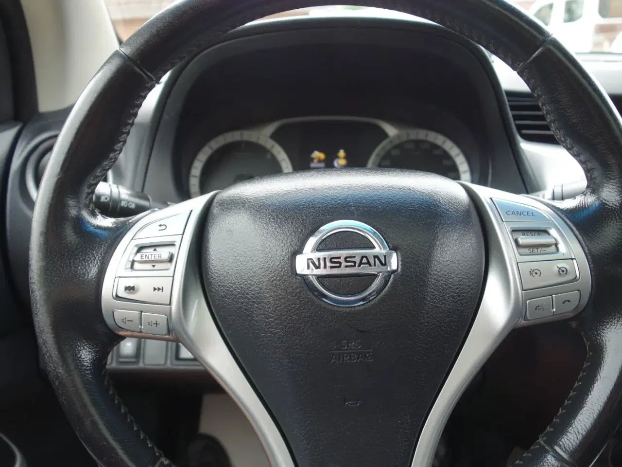Billede 7 - Nissan Navara 2,3 dCi 190 Db.Kab Tekna aut.