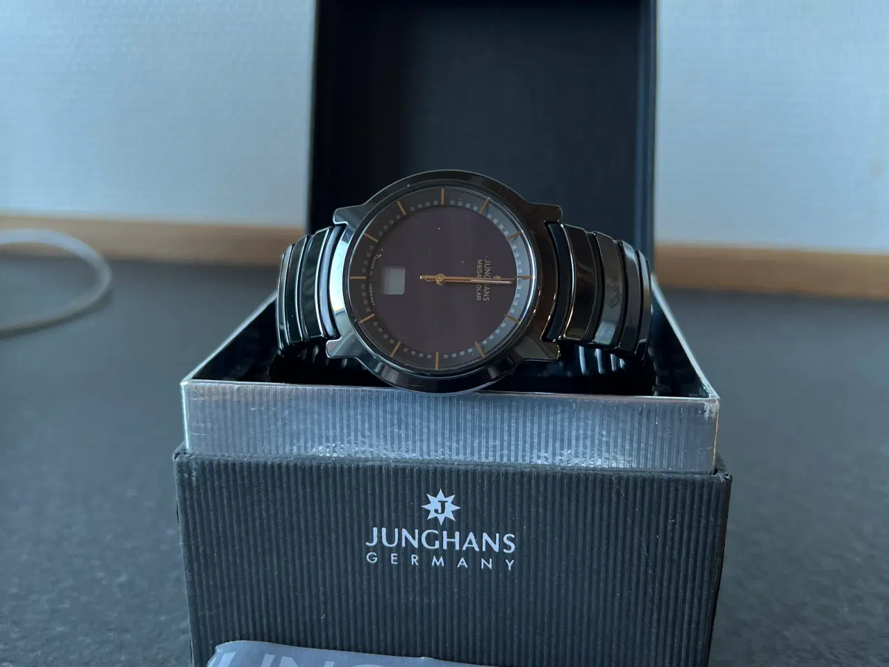 Billede 2 - Flot ur, som et smykke