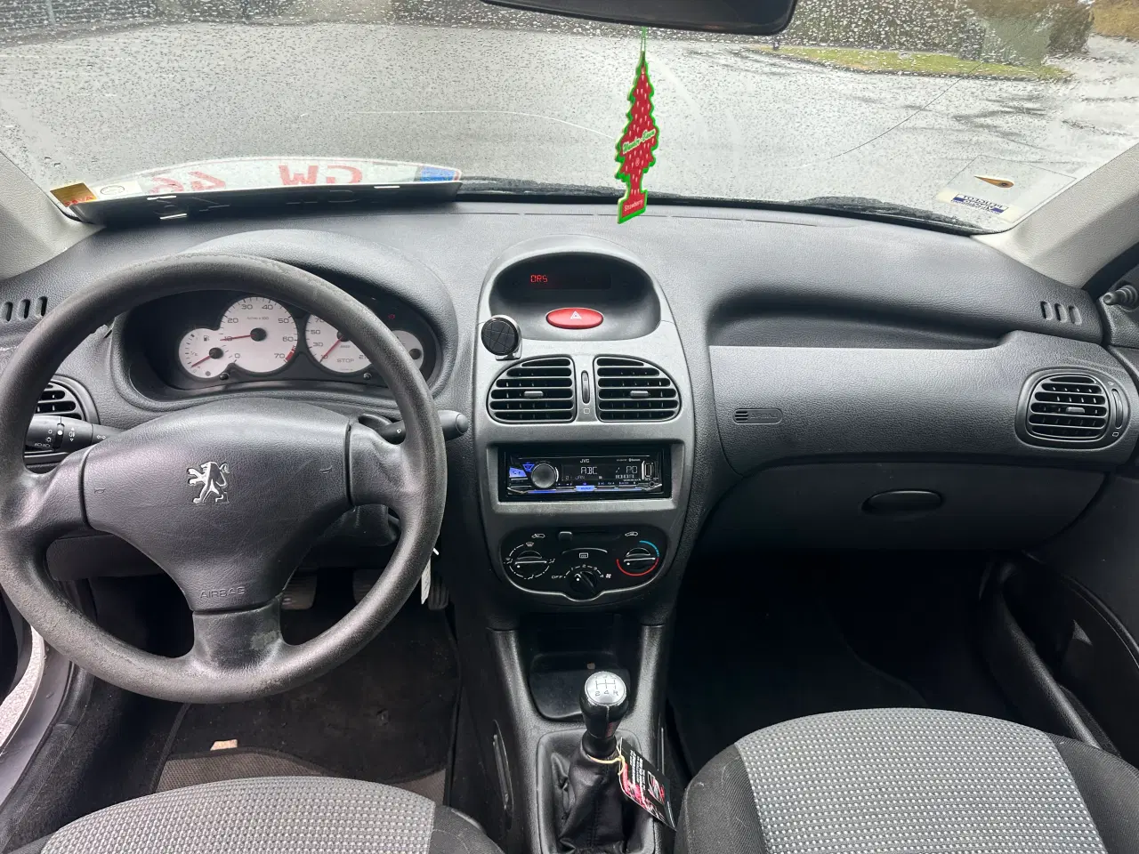Billede 7 - Pæn og velholdt Peugeot 206