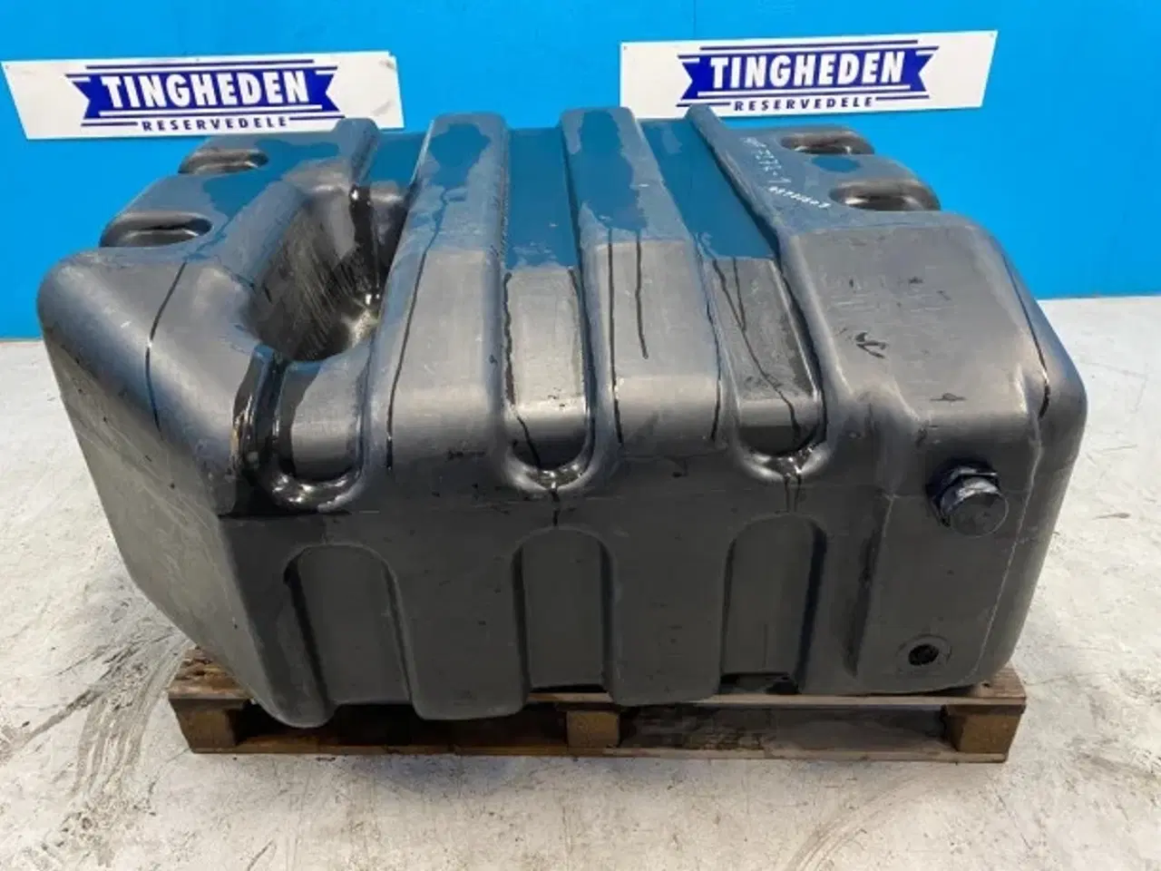 Billede 12 - Massey Ferguson 7272 Dieseltank 28781307