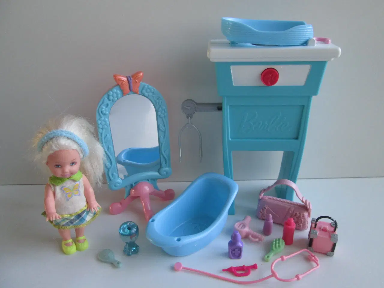 Billede 1 - Barbie - Lillesøster til sundhedstjek