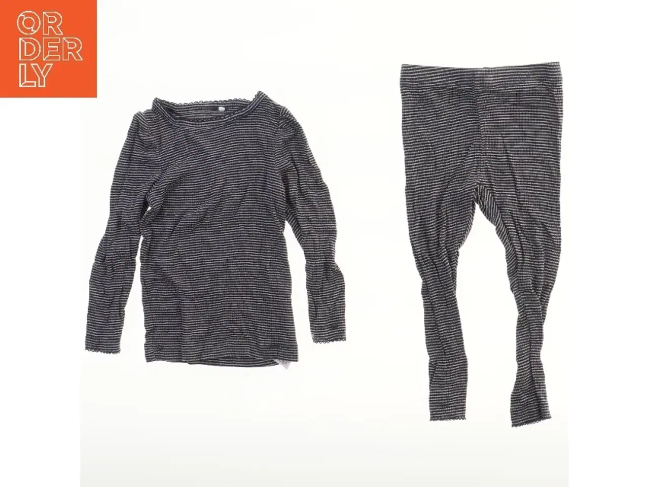 Billede 1 - Sæt med bluse og leggings fra Name It (str. 86)