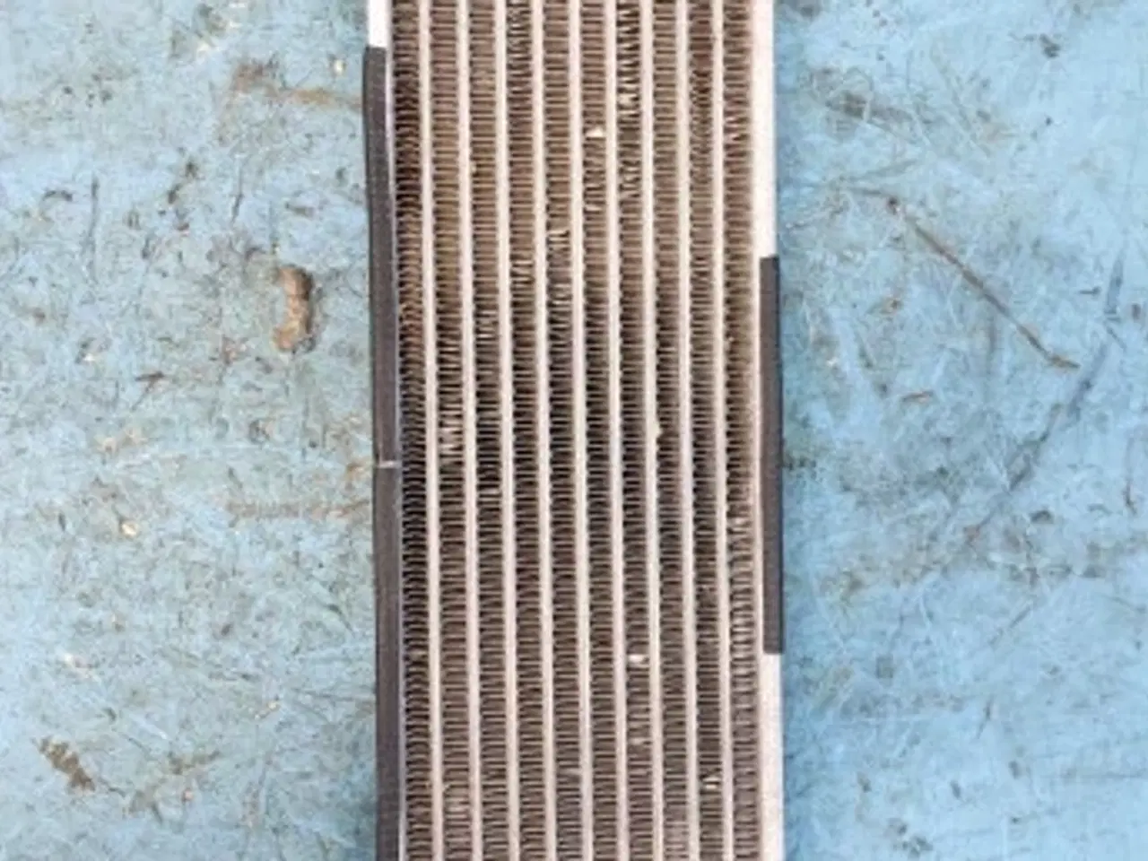 Billede 10 - New Holland TS115 Olie Køler 82033781