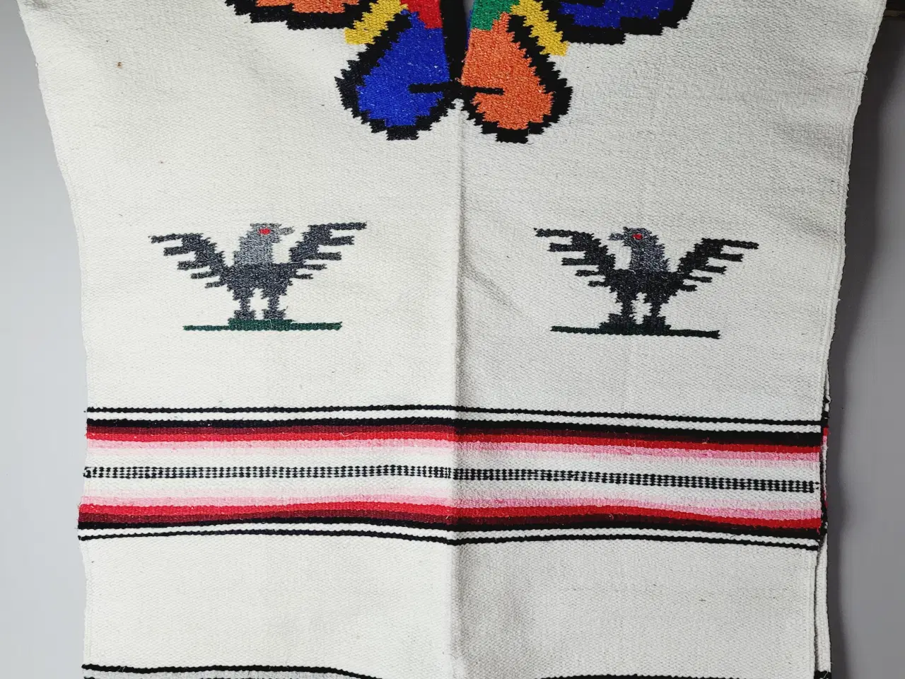 Billede 1 - ⭐️· Vintage mexicansk tæppeponcho med unikt design
