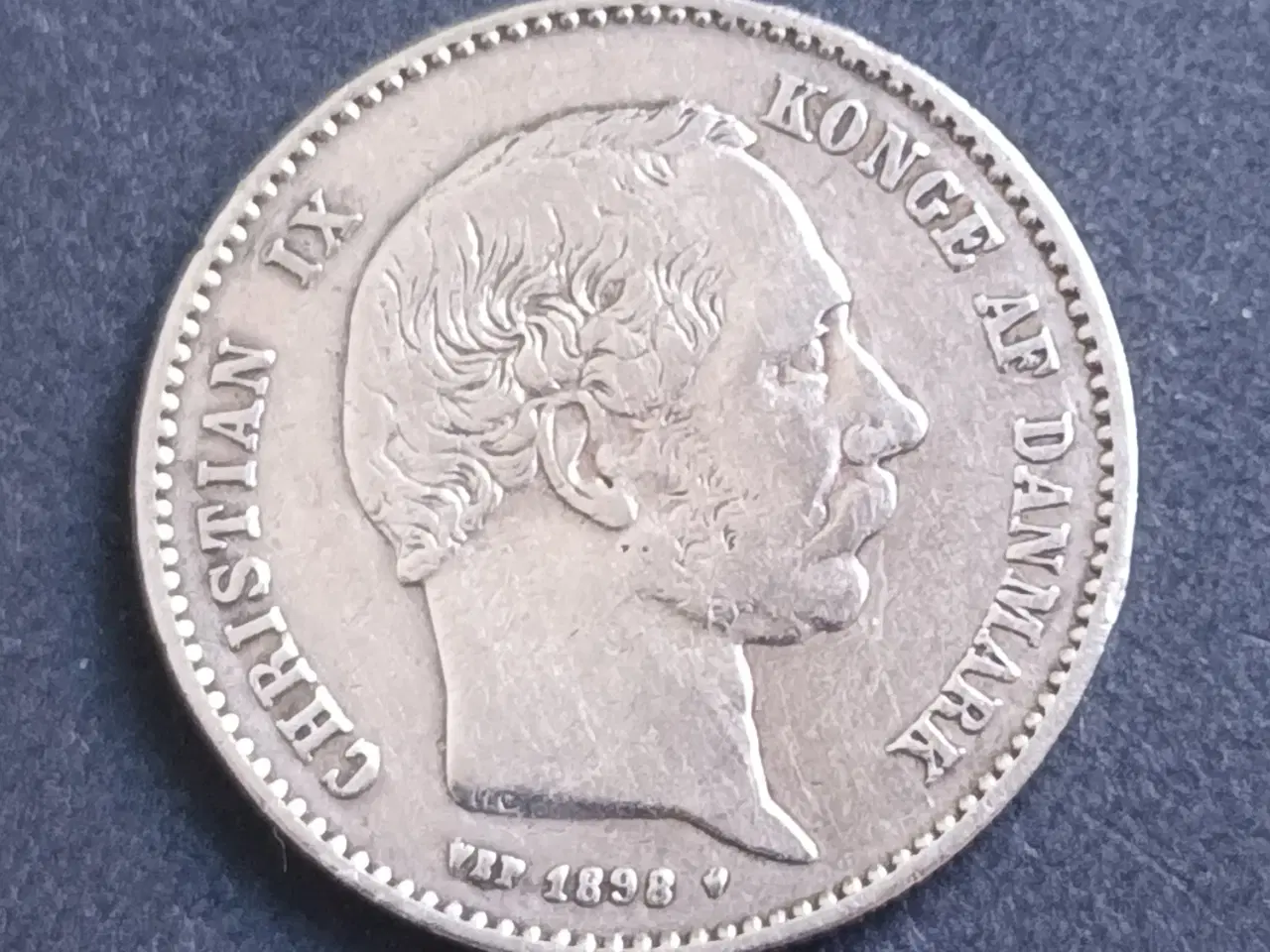 Billede 1 - 1 kr 1898 i sølv.