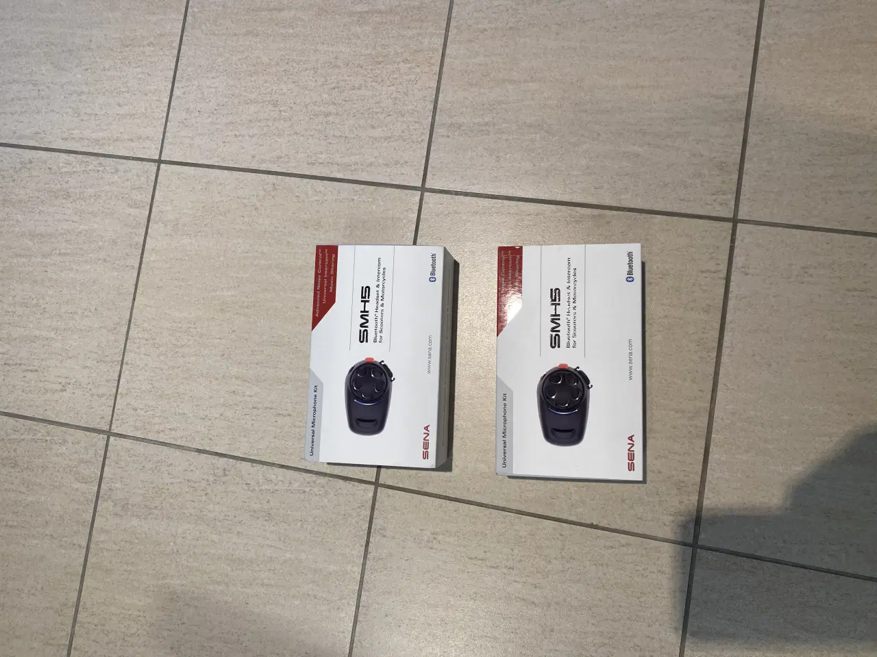 Billede 11 - Tøj, tanktaske, børne hjelm, 2 styks intercom. mm.