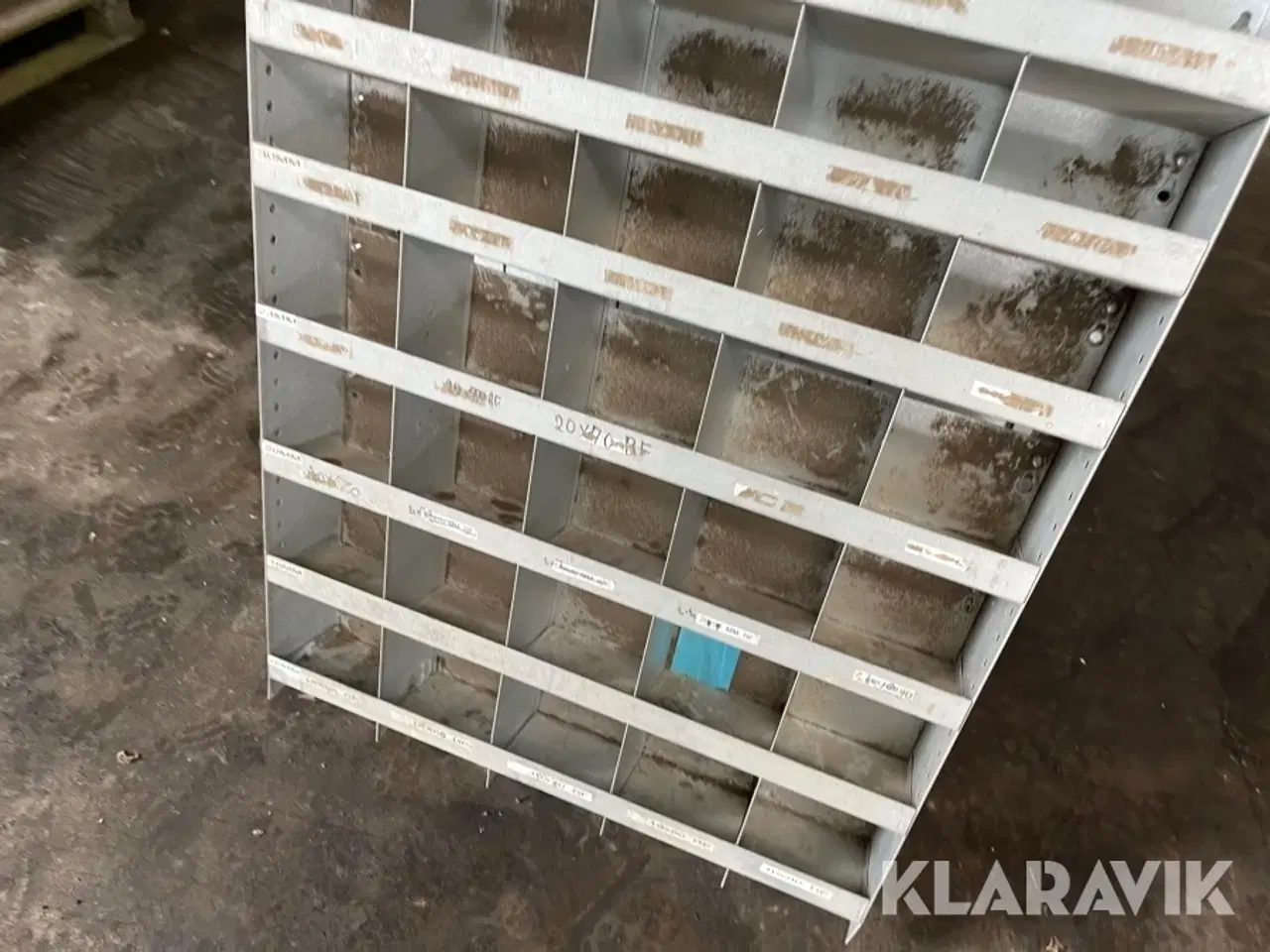 Billede 11 - Bolt hylder metal 10 styk