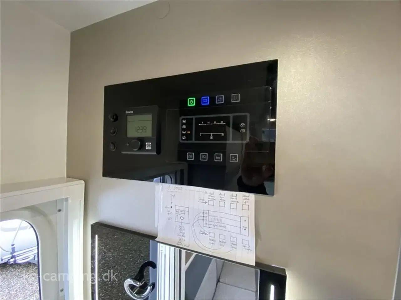 Billede 12 - 2020 - Chausson Titanium 767   Enkeltsenge og face to face siddegruppe