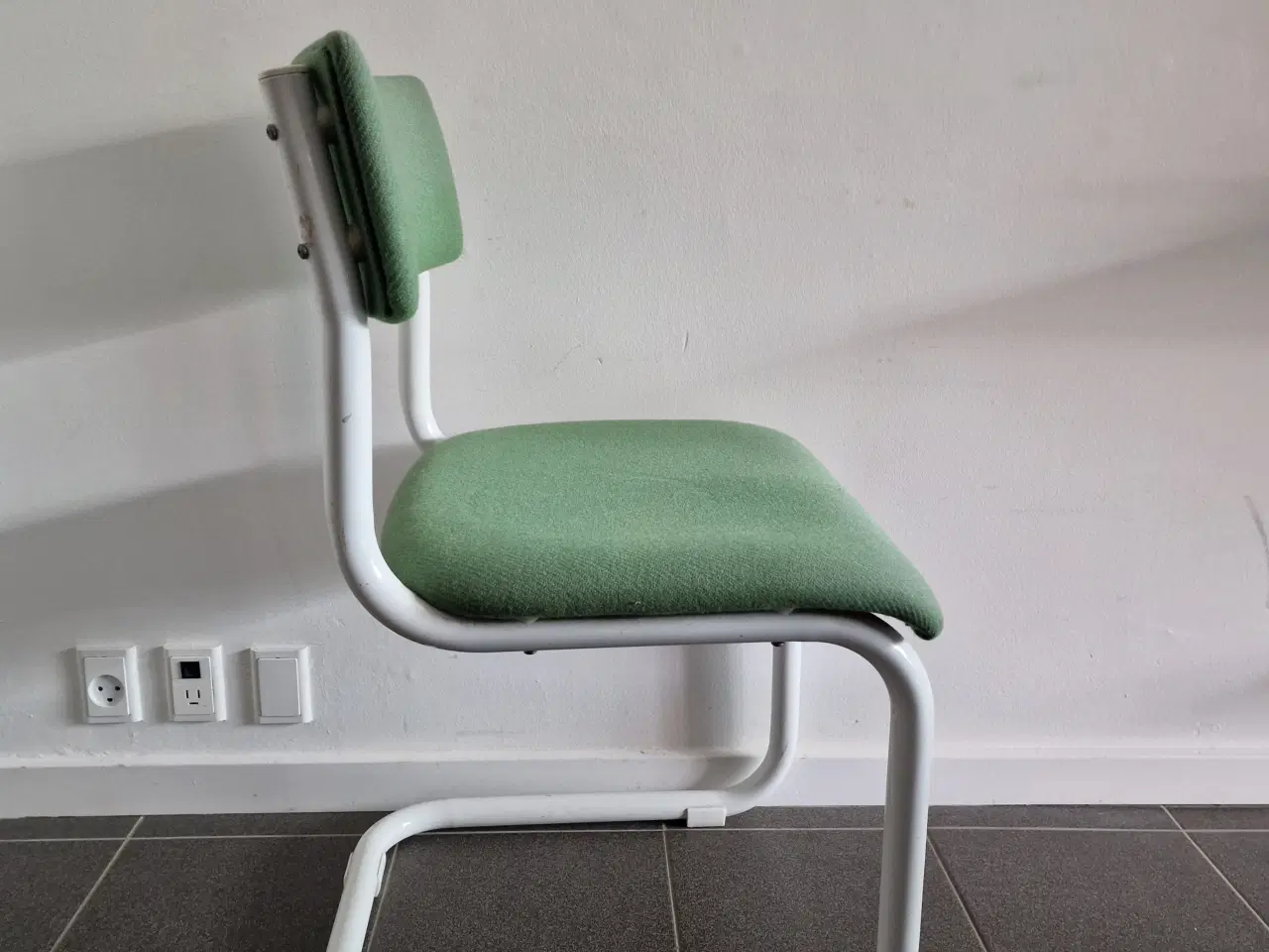 Billede 4 - "Frisvinger" stol fra Rumas