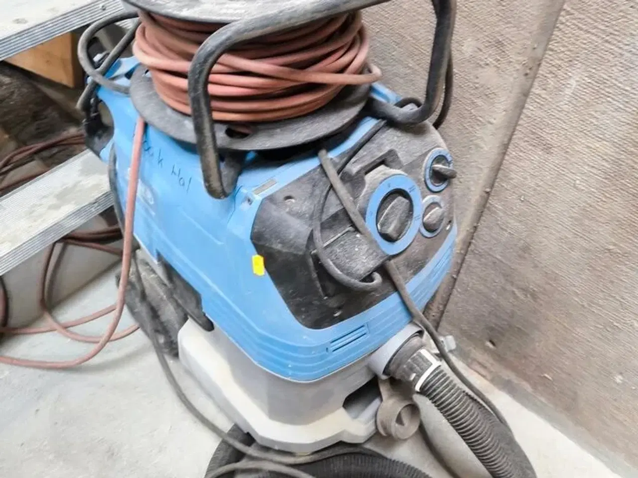 Billede 1 - H-Støvsuger BAIER BSS 608H 1200W inkl. kabeltromle