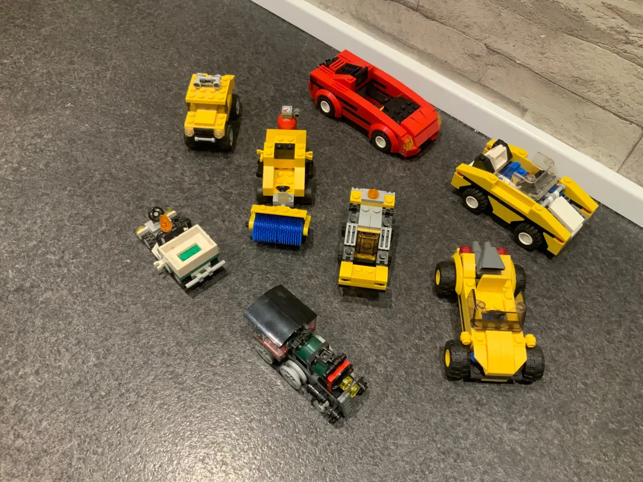 Billede 2 - Gamle lego køretøjer