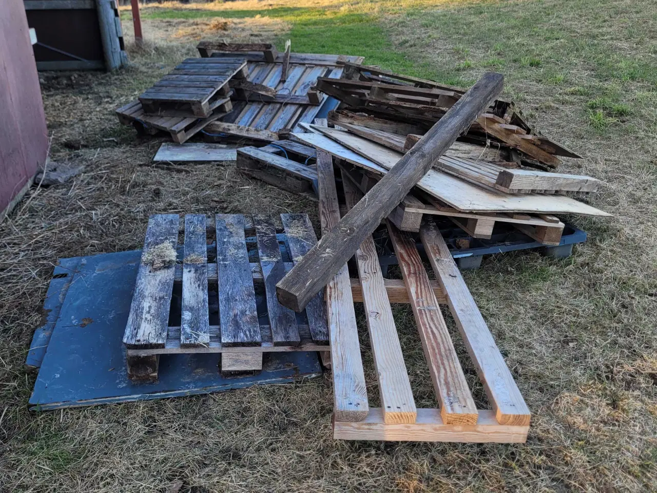 Billede 1 - Paller m.m