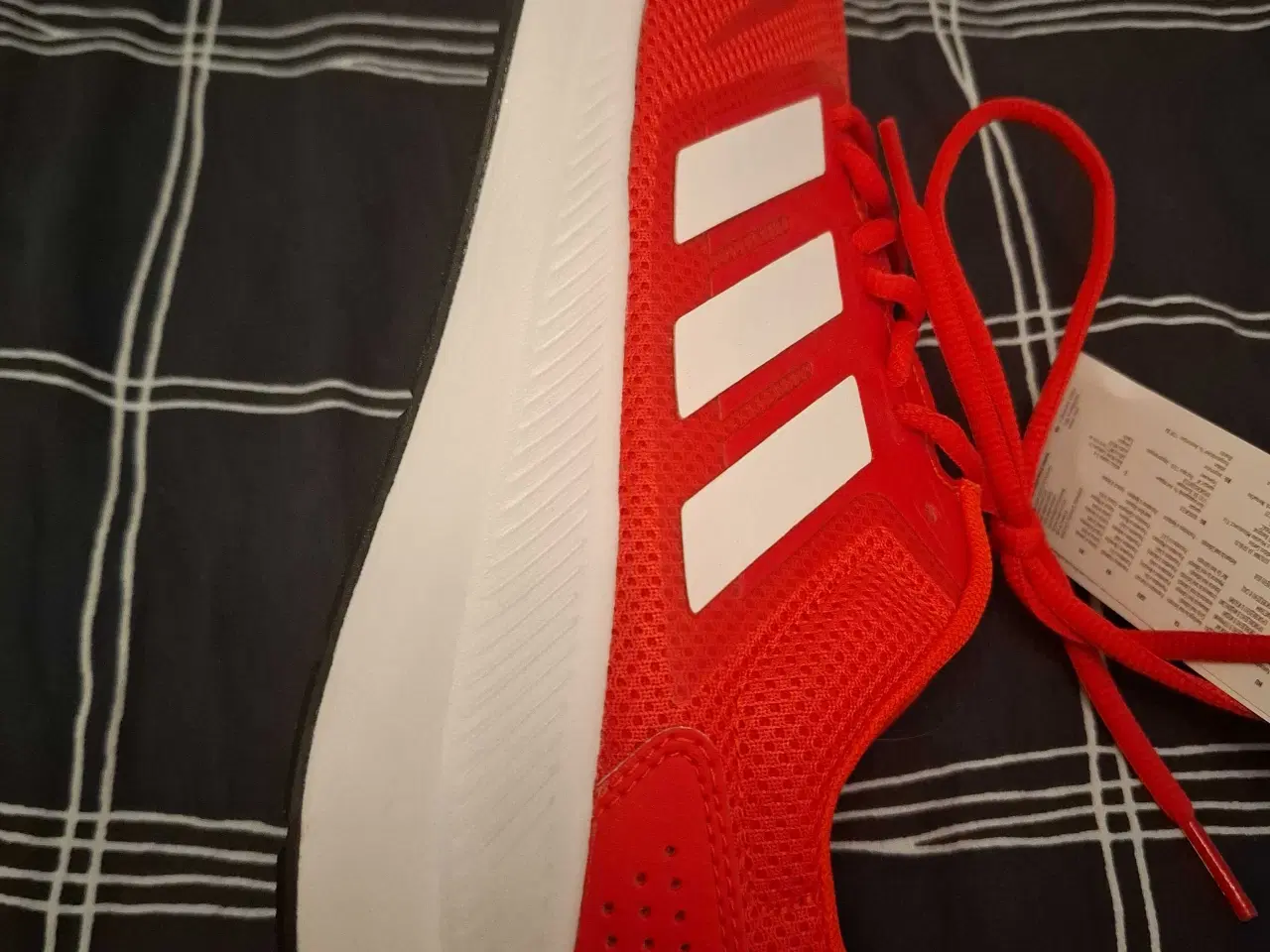 Billede 4 - Adidas sko, 45⅓, rød. Nye med mærke på.