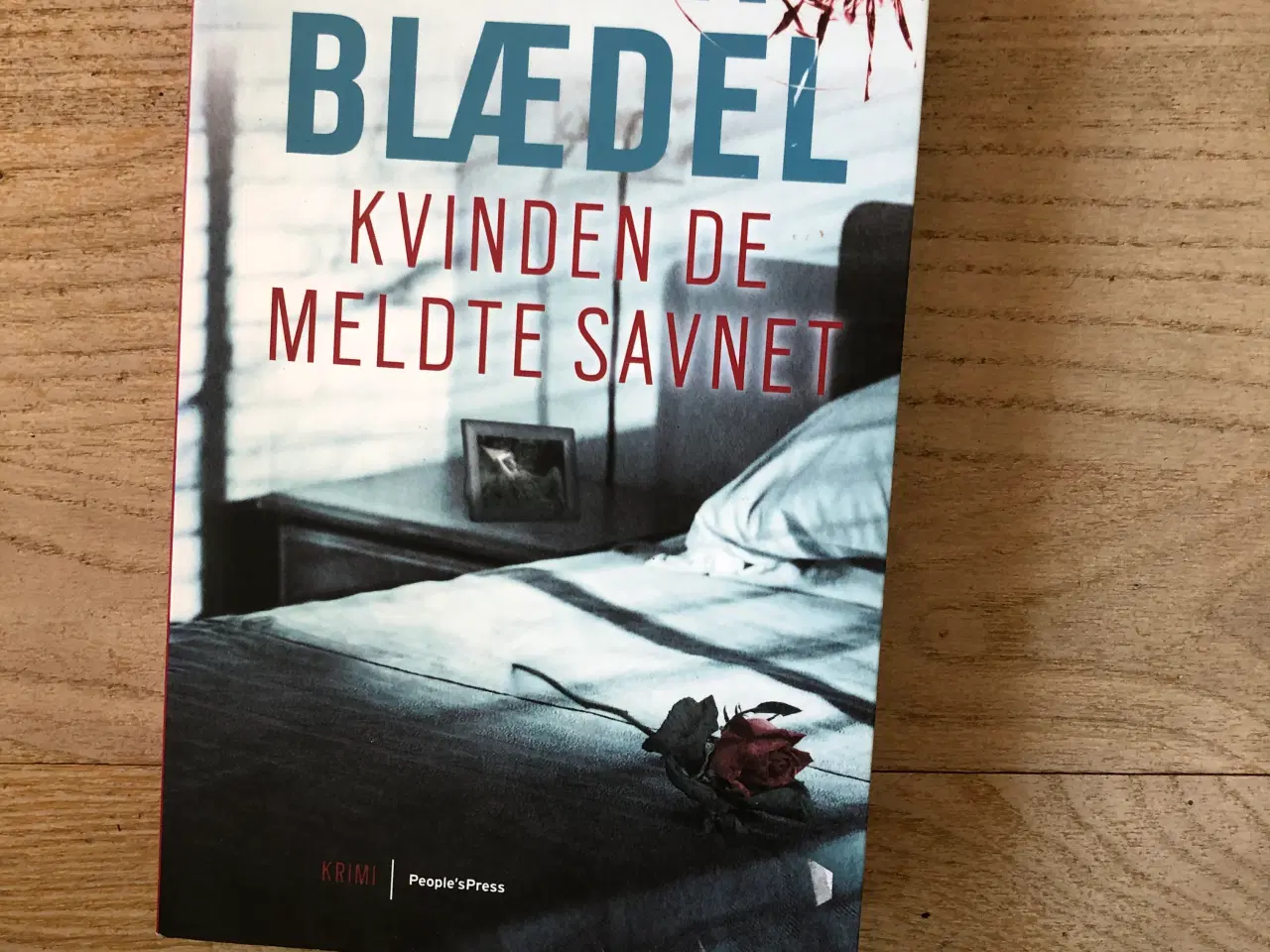 Billede 1 - Kvinden de meldte savnet af Sara Blædel