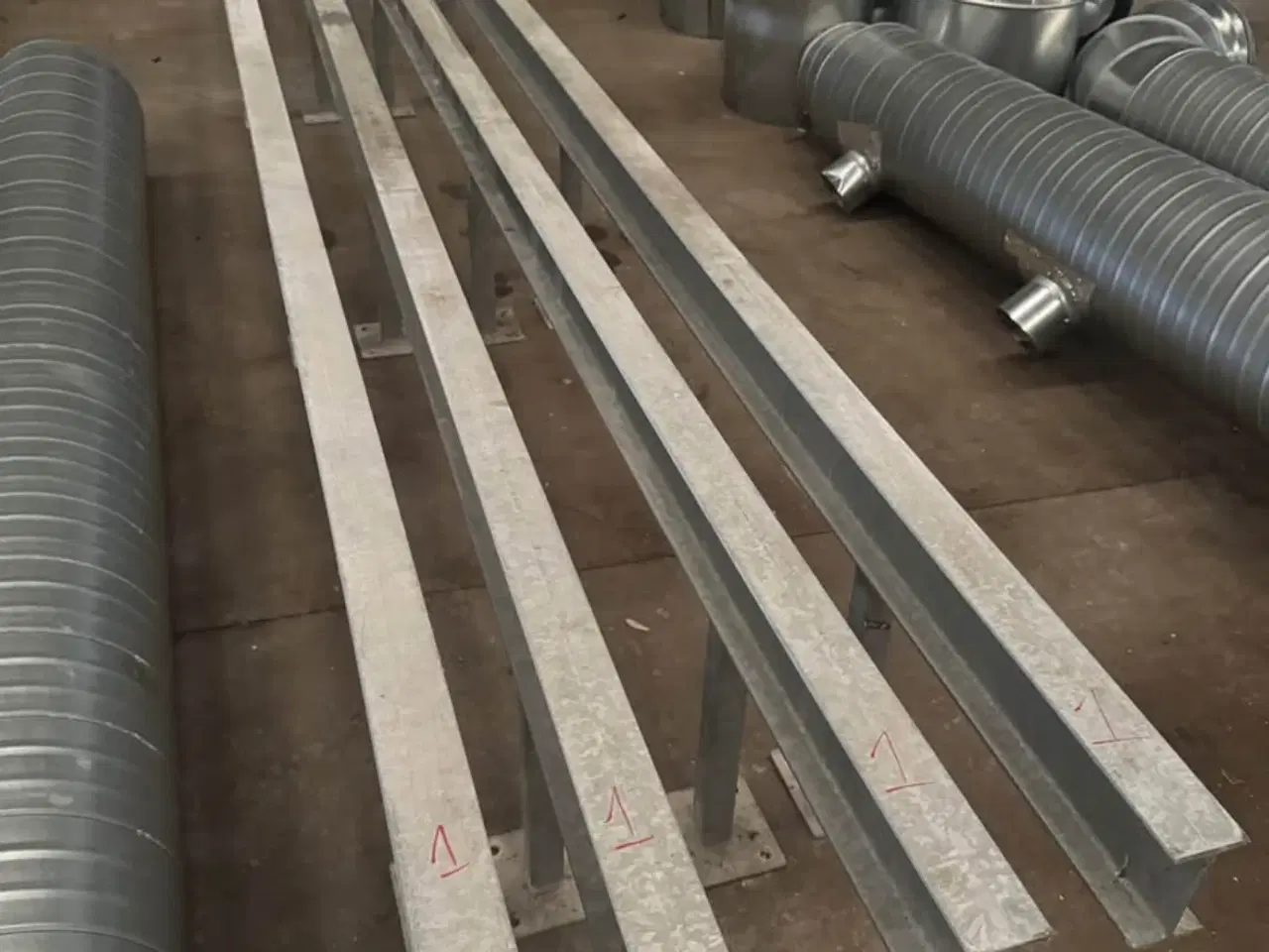 Billede 3 - Galvaniseret Elefantriste Platform med trappetrin