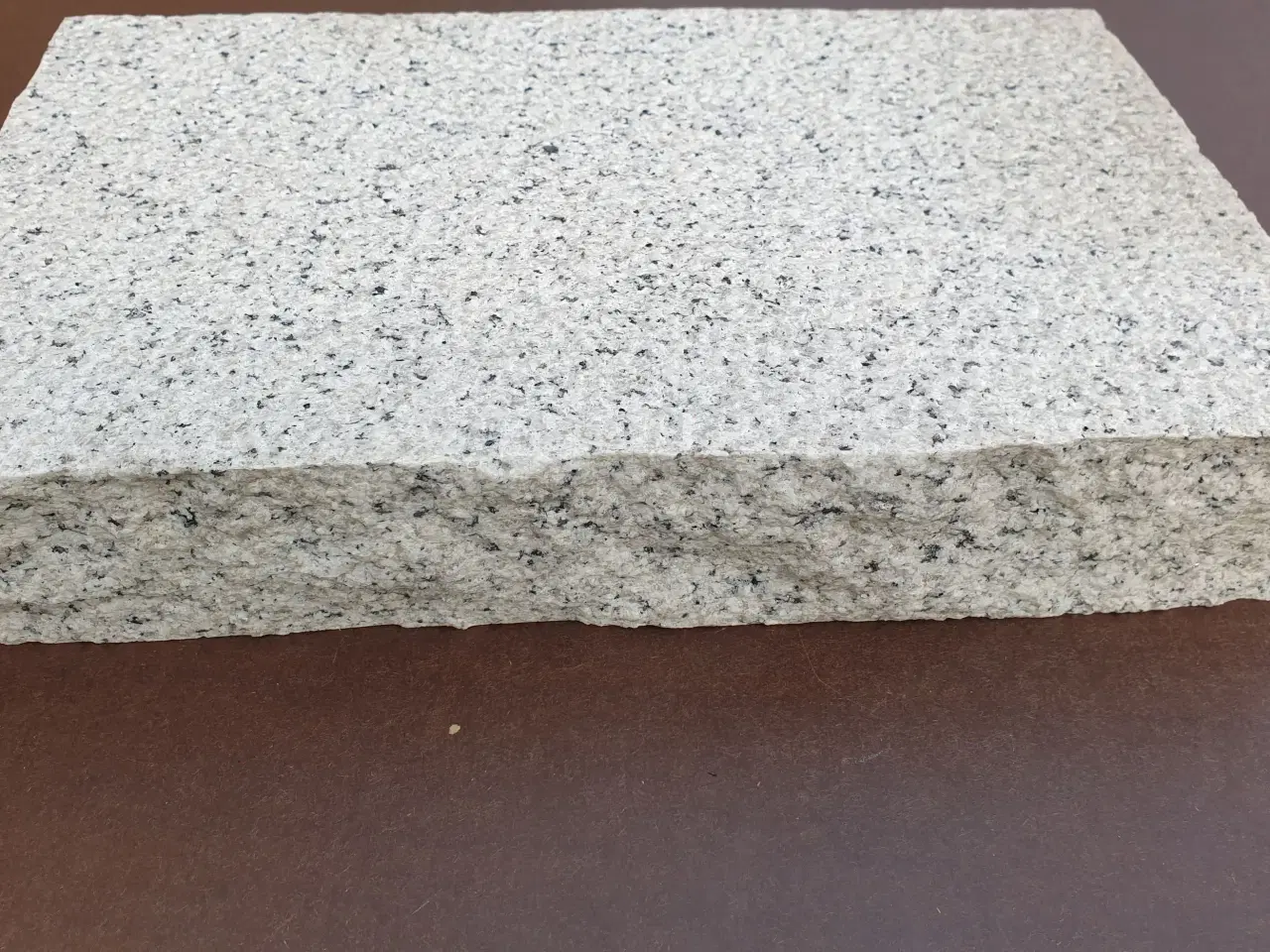 Billede 4 - Granitfliser, b: 30 l: 20 h: 5, 126 stk.
