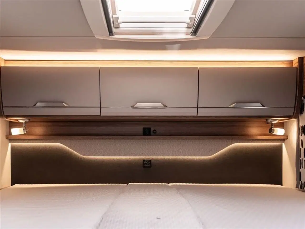 Billede 29 - 2023 - Knaus Vansation 640 MAN VAN TI MEG   Bedst kørende autocamper.
