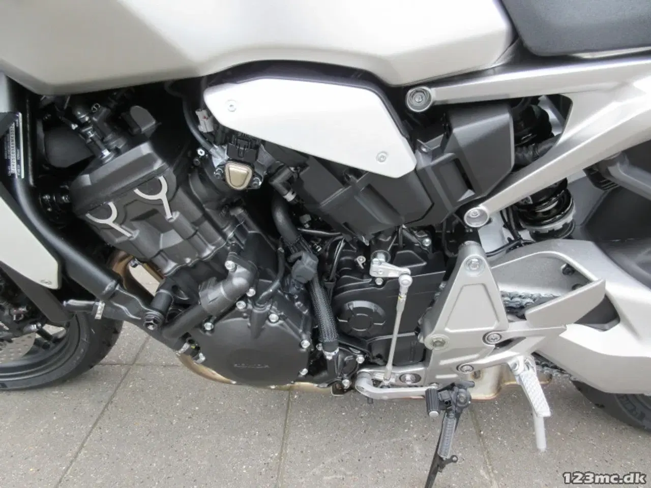 Billede 21 - Honda CB 1000 R MC-SYD BYTTER GERNE  5 ÅRS FABRIKS GARANTI