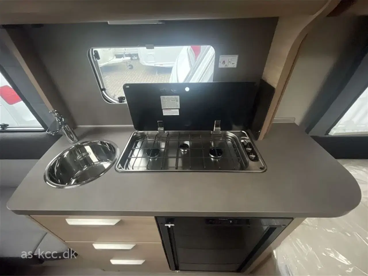 Billede 10 - 2026 - Knaus Südwind Black Selection 450 FU