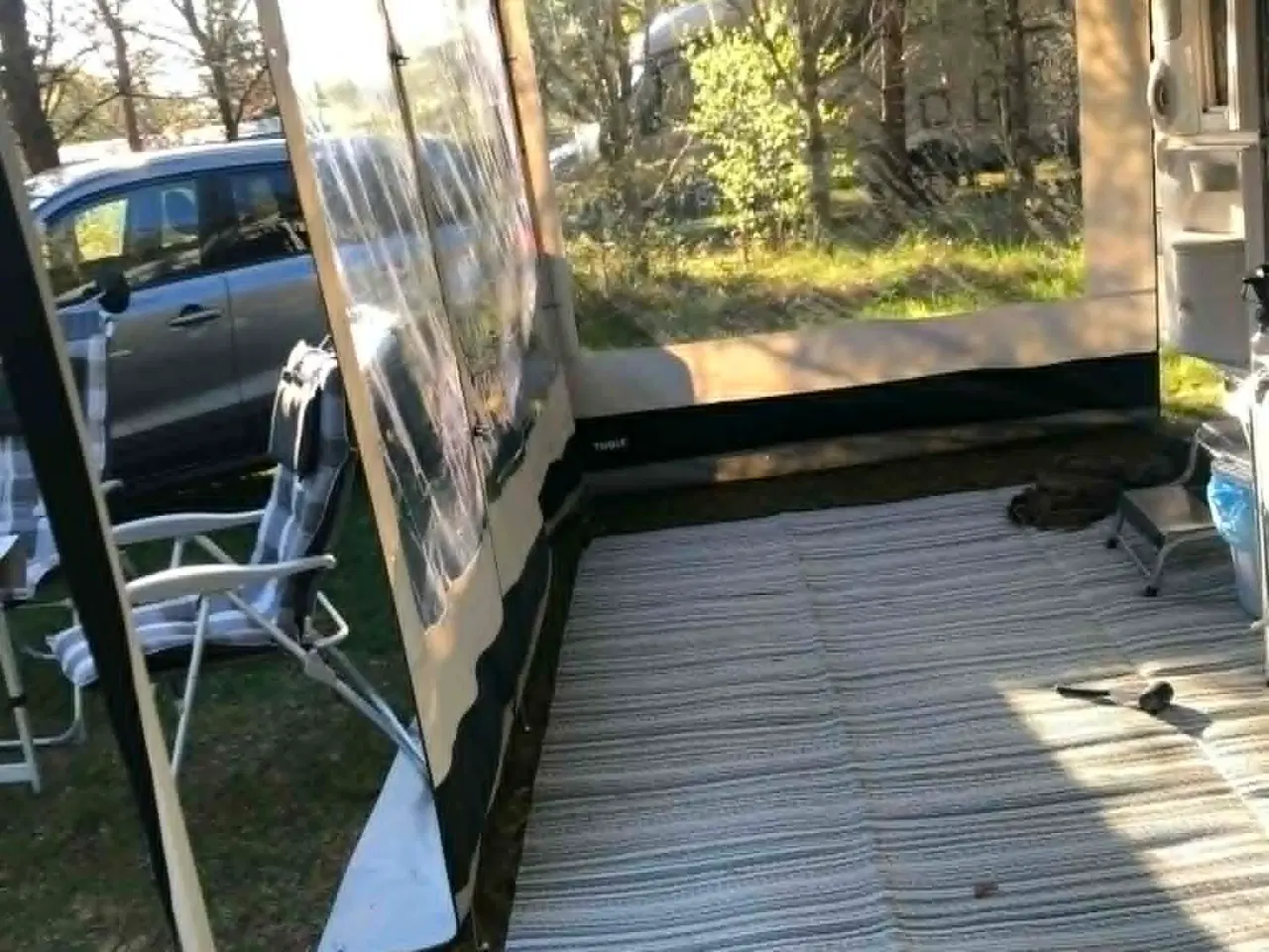 Billede 2 - Thule sidestykker til fastmonteret markise.