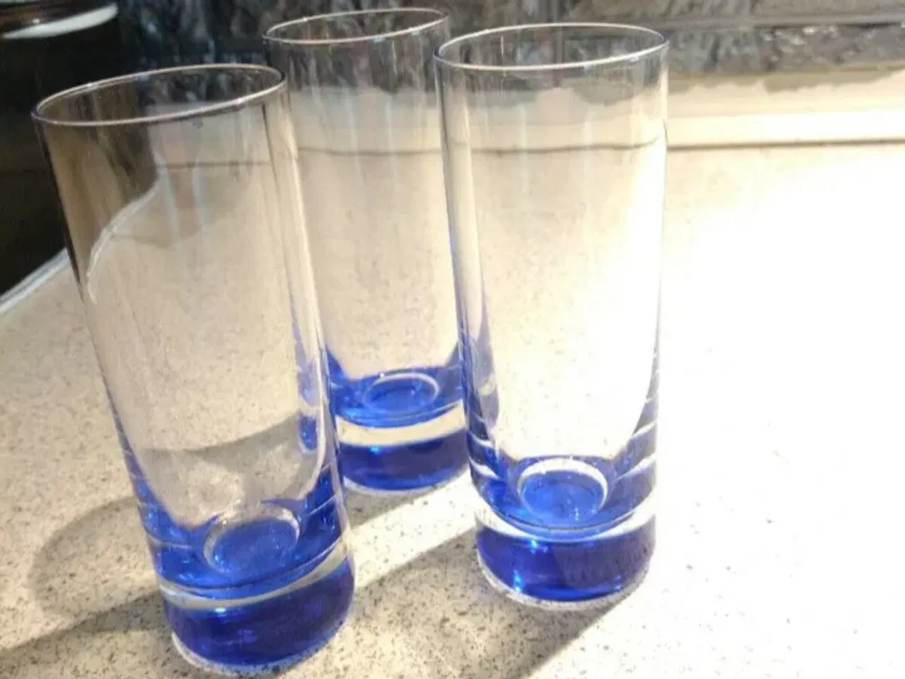Billede 4 - Flotte farverige shut glas 