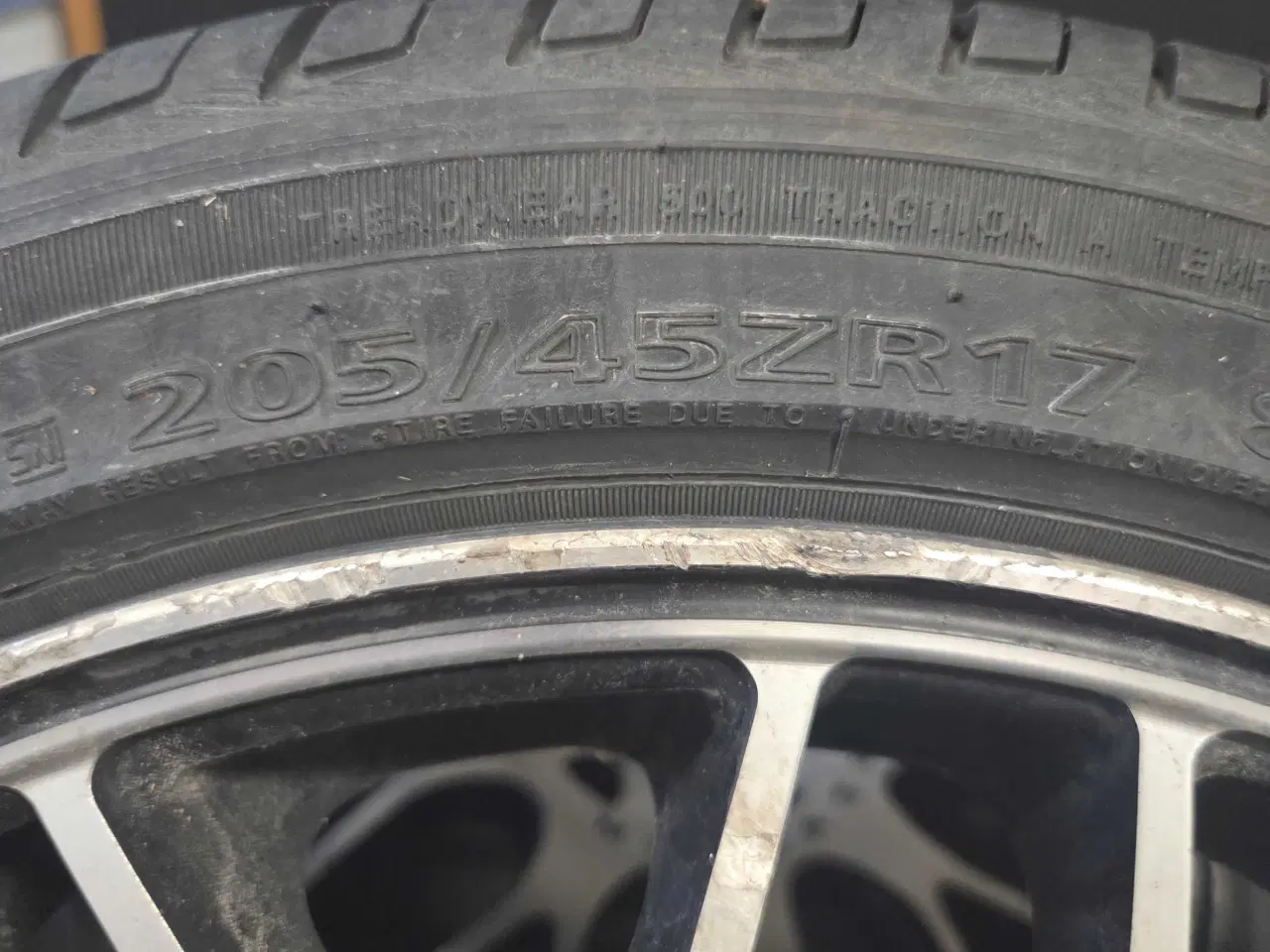 Billede 3 - Fælge med sommerdæk