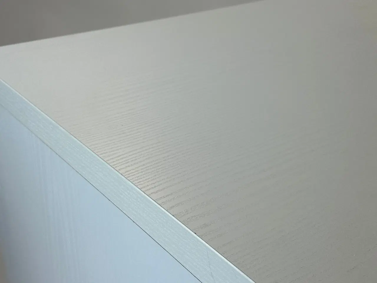 Billede 4 - Hvidt Højbord (m. fodstøtte)