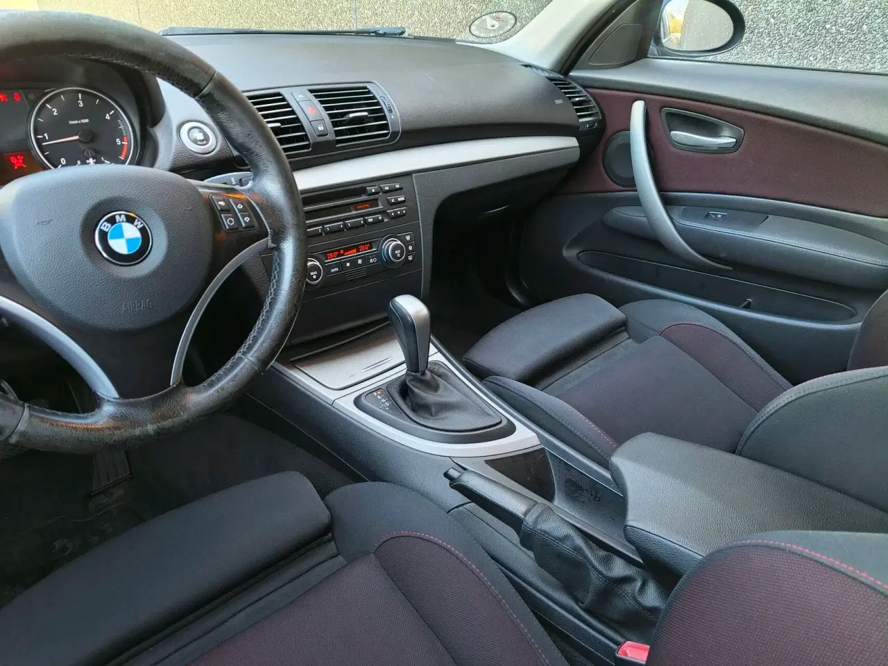 Billede 2 - BMW 118d 2,0 D 143HK 5d 6g Aut.