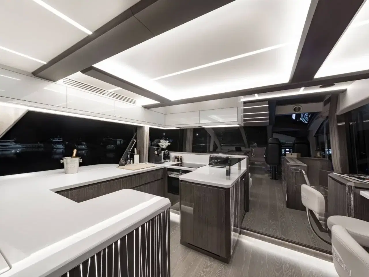 Billede 11 - Galeon 650 SKYDECK