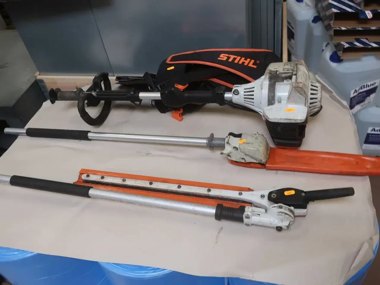 Billede 1 - Kombimotor STIHL KM131R med forsats hækkeklipper og motorsav