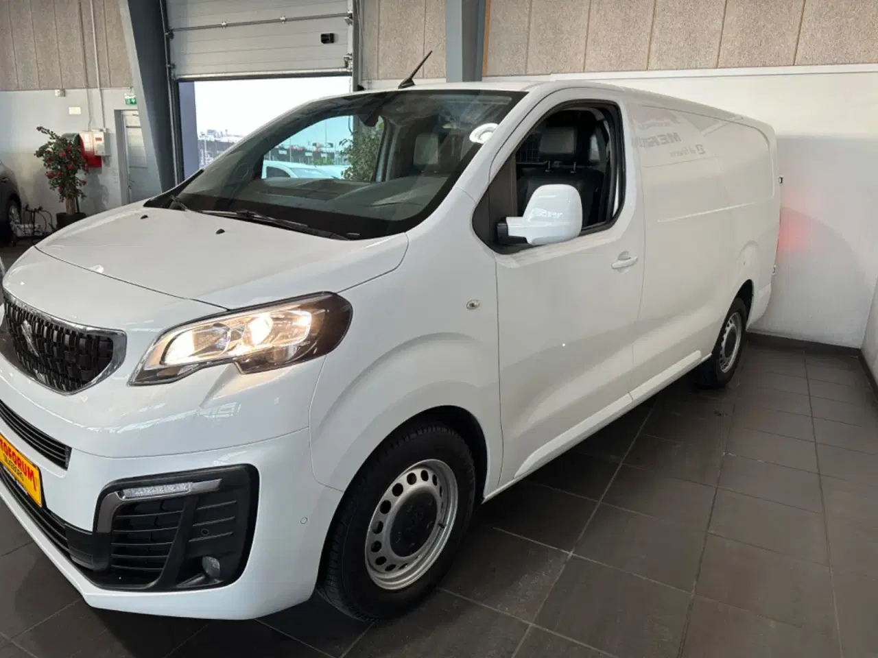 Billede 3 - Peugeot Expert 2,0 BlueHDi 120 L3 Premium Van