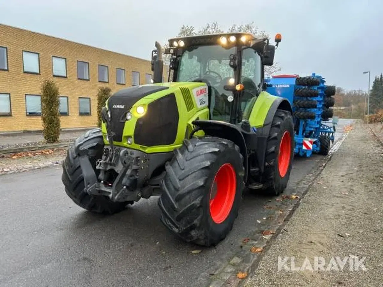 Billede 1 - Traktor Claas Axion 850