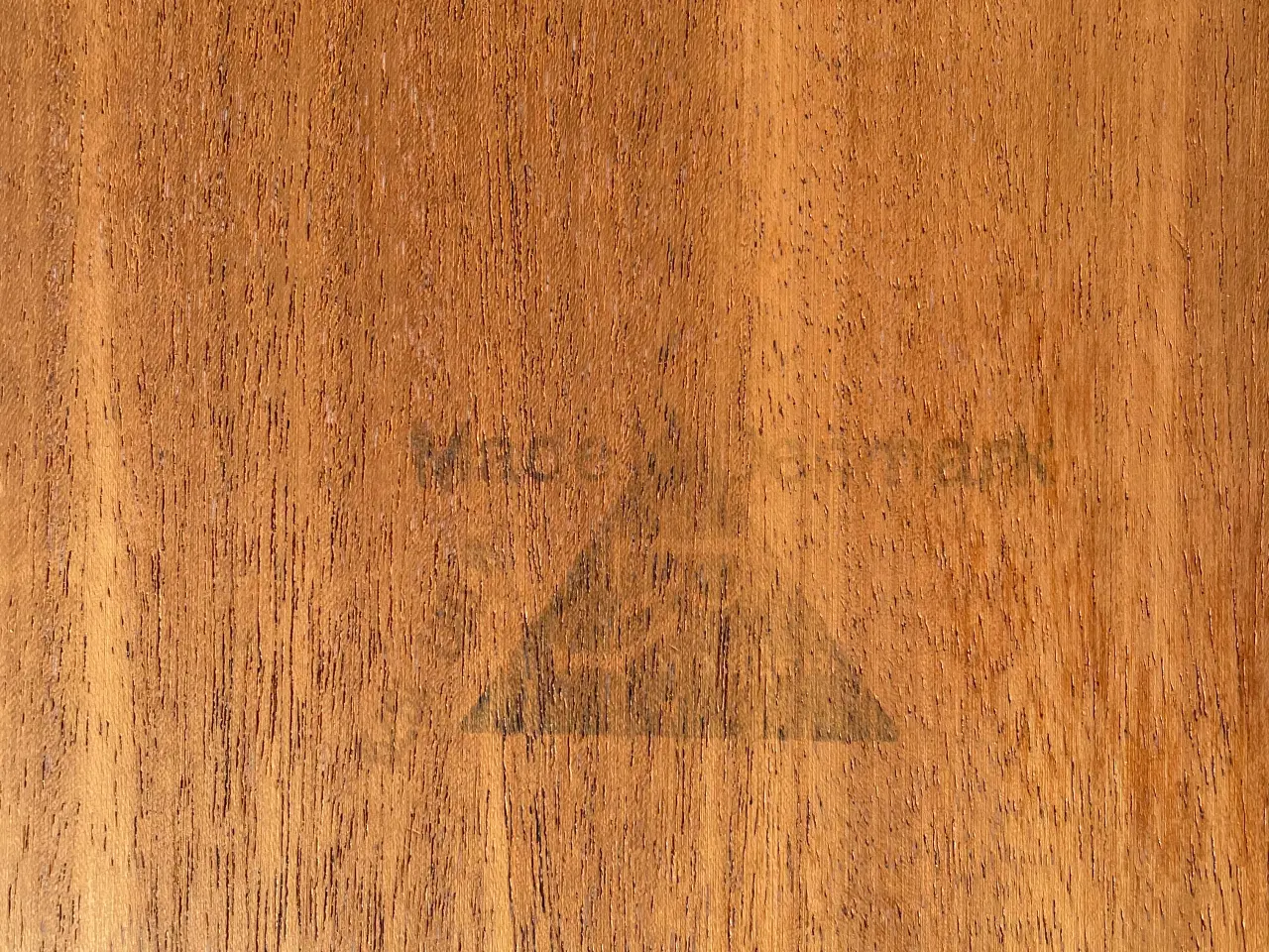 Billede 3 - Ry møbelfabrik. Bord eg og sort laminat. 