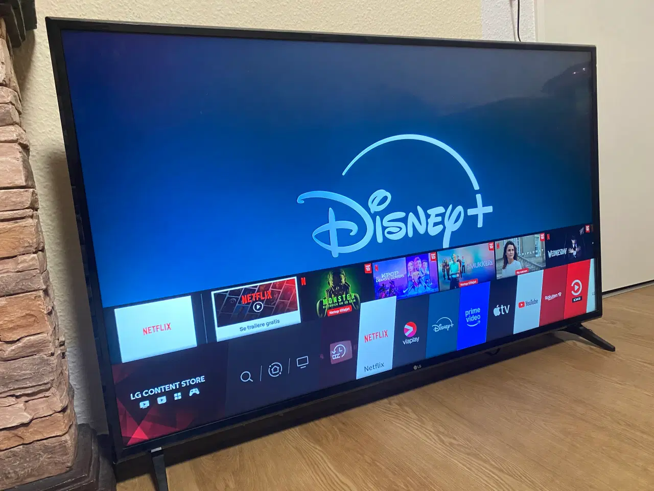 Billede 2 - LG UHD SMART SLIM TV 65” 4K LED. BRUGT KNAP 1 ÅR 