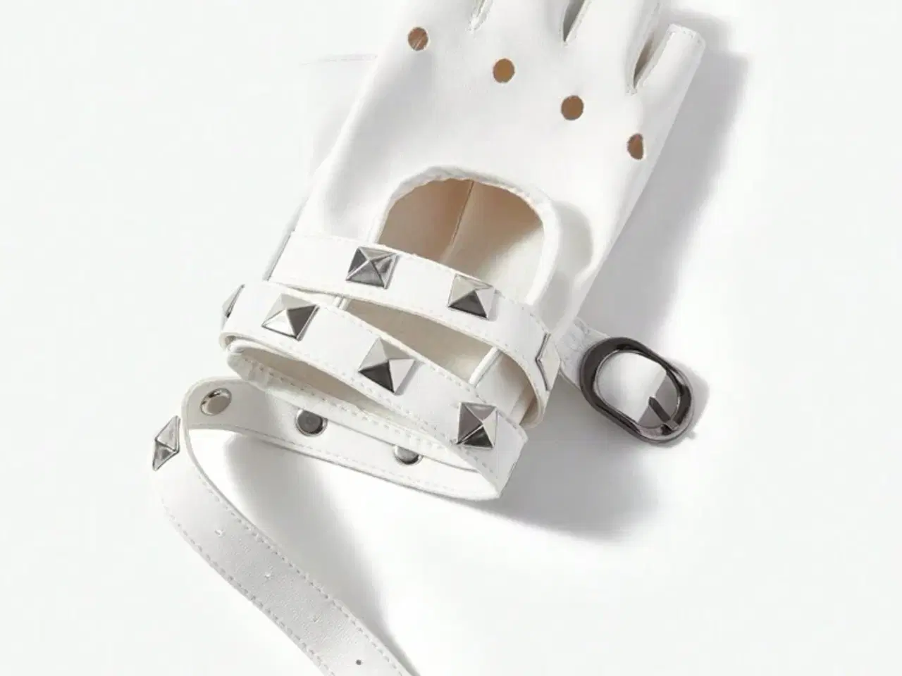Billede 3 - Handsker med sølv nitter