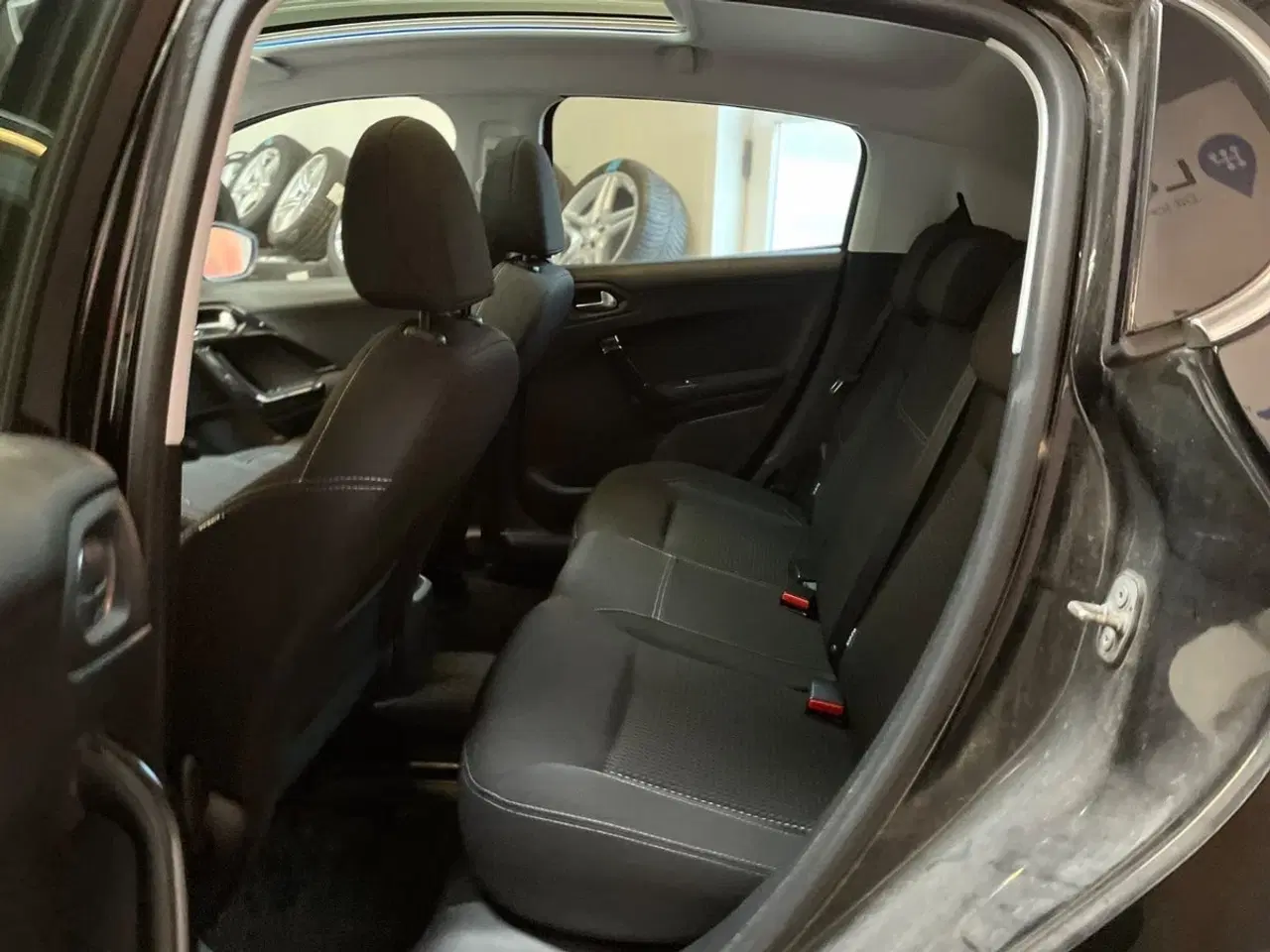 Billede 10 - Peugeot 208 1,6 BlueHDi 100 Allure Sky