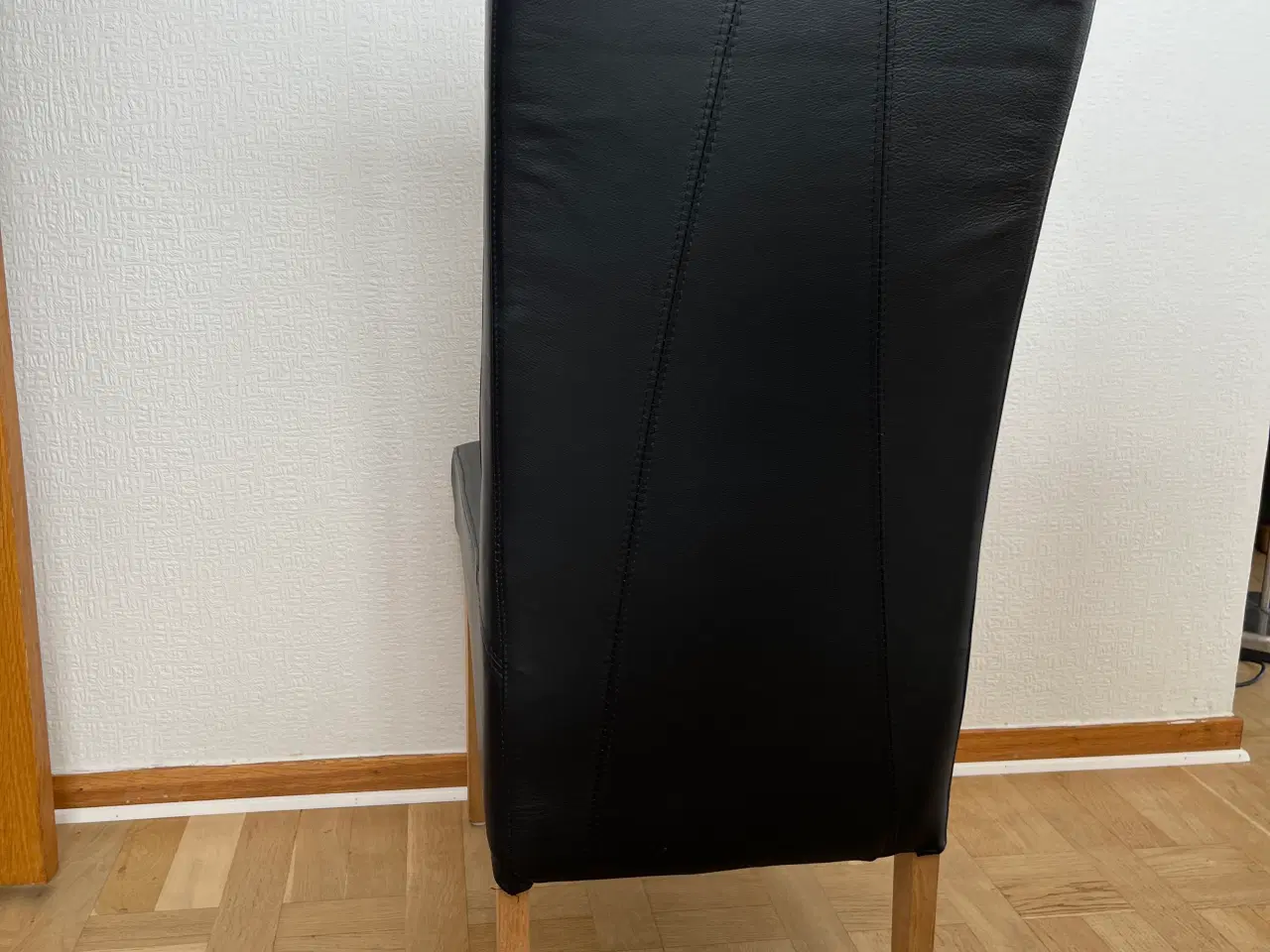Billede 12 - Spisebord i massiv egetræ