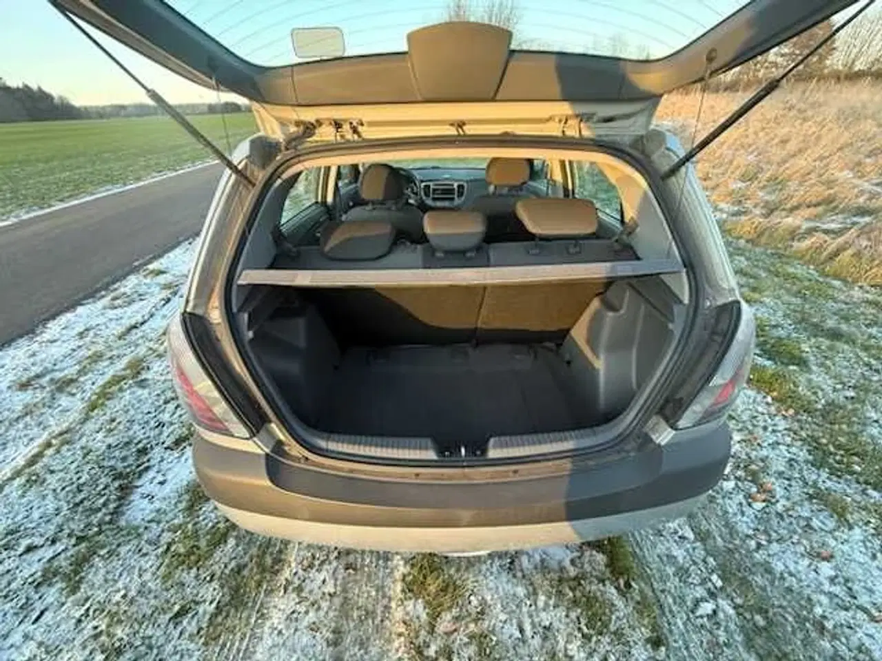 Billede 8 - Kia Rio 1.4