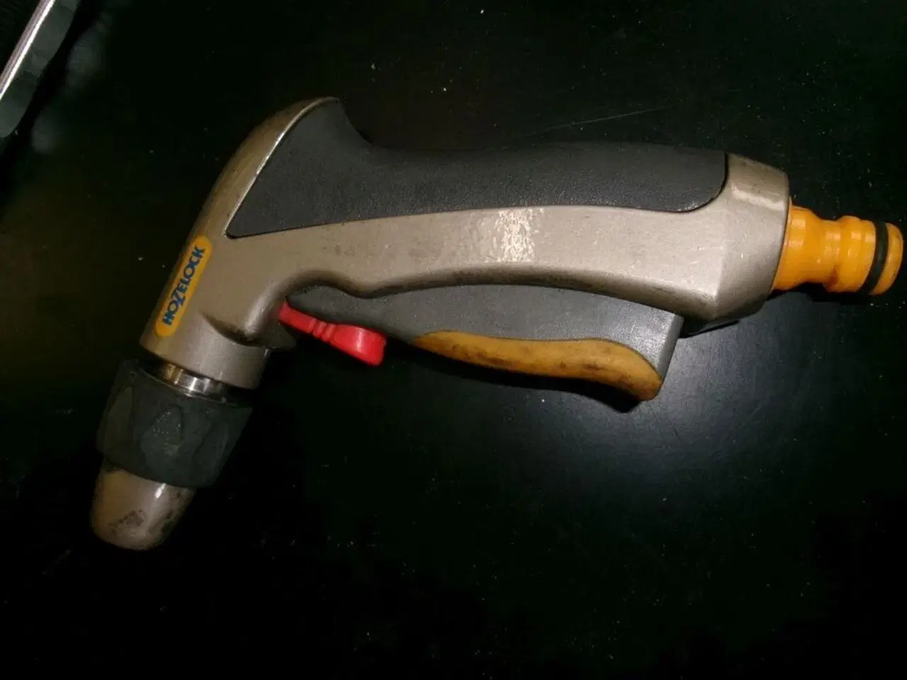 Billede 2 - Dobbelt. vandhanekobling + sprøjtepistol HOZELOCK