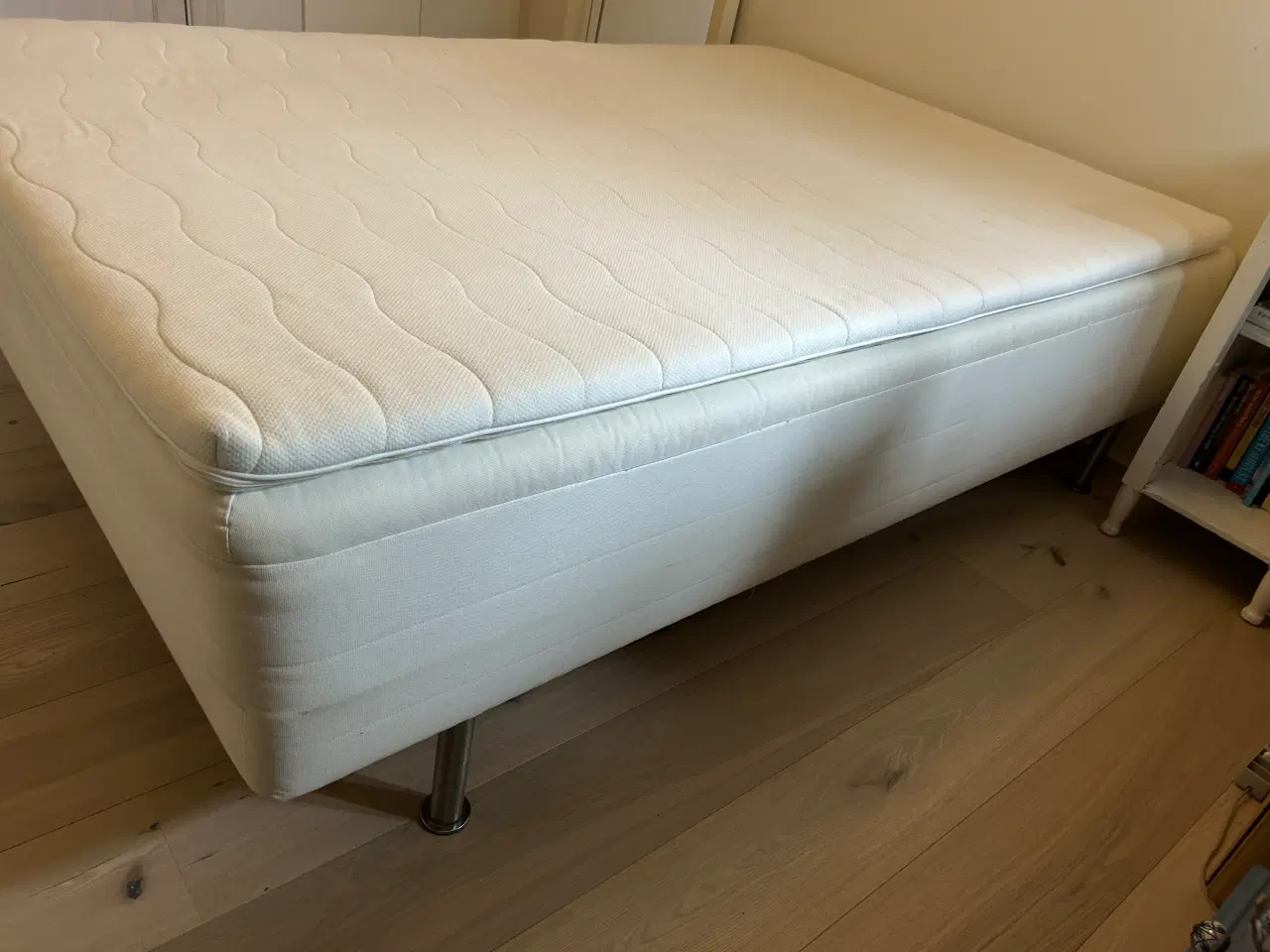 Billede 1 - Ikea Sultan seng