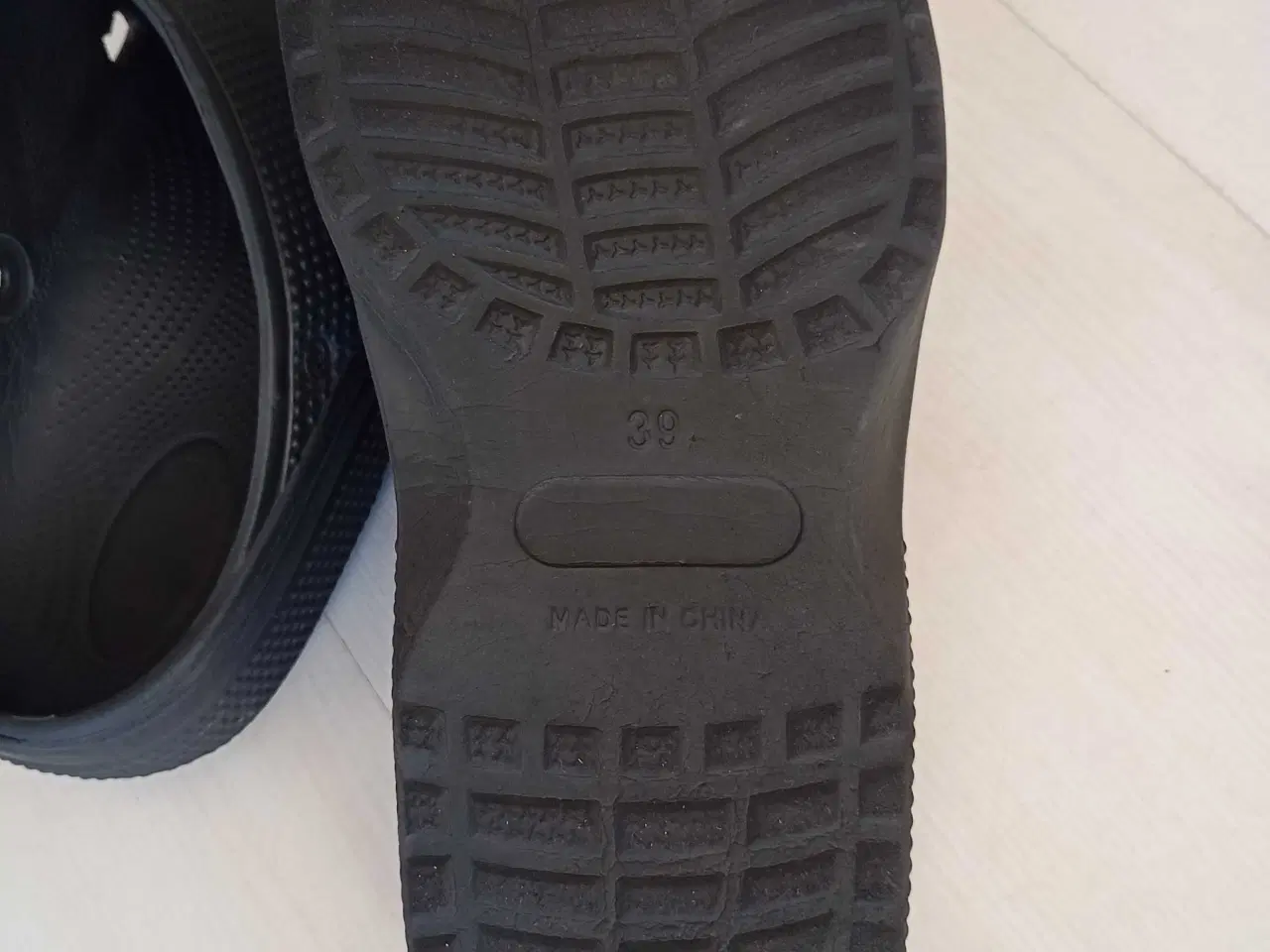 Billede 8 - Crocs gummistræsko 