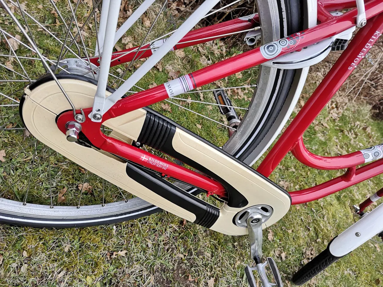 Billede 12 - Næsten ny Kildemoes dame- pige cykel 28" , 55cm ,